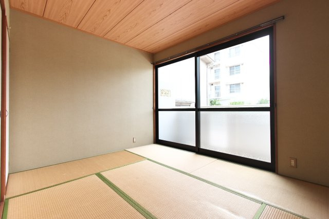 パティオ山下の和室
