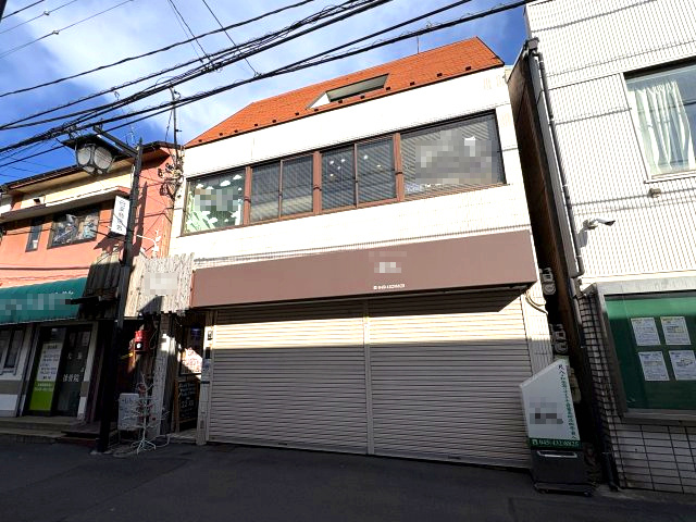 横浜市神奈川区白楽の店舗の外観