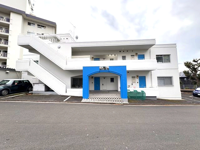 シャトレ白楽の外観