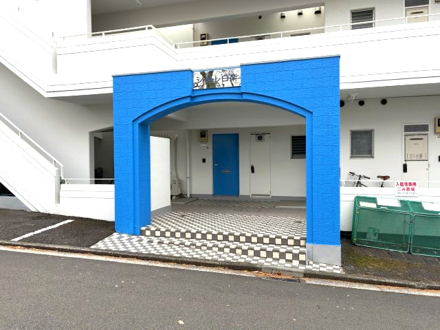 シャトレ白楽の外観