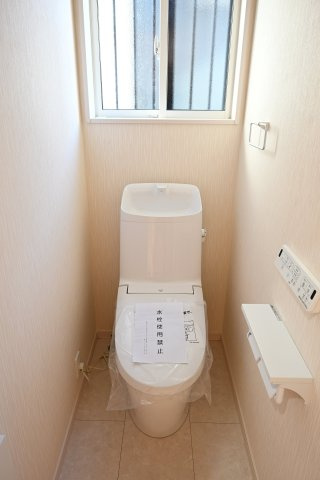 【トイレ】 | 太田市東別所町   ファイブイズホーム | ウォシュレット＆暖房便座付きのトイレです！