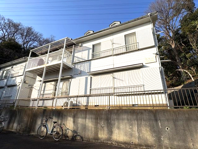 横浜市港北区仲手原２丁目のアパートの外観