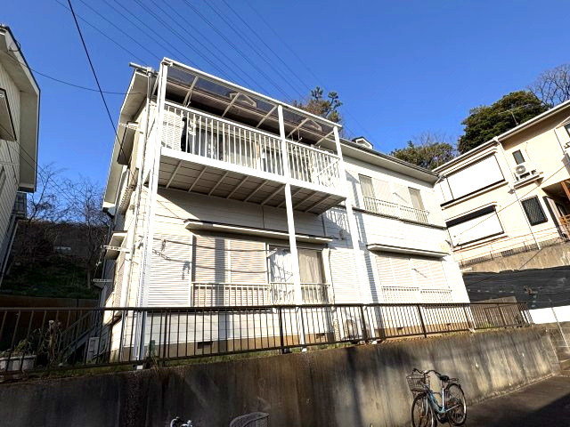 横浜市港北区仲手原２丁目のアパートの外観