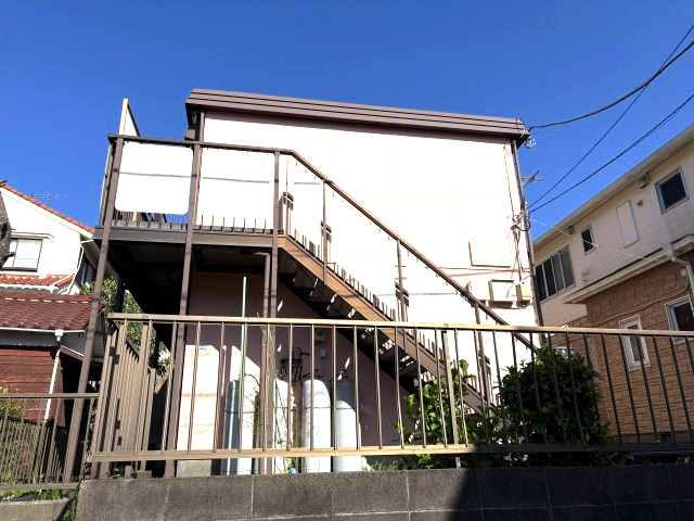 横浜市港北区仲手原１丁目のアパートの外観