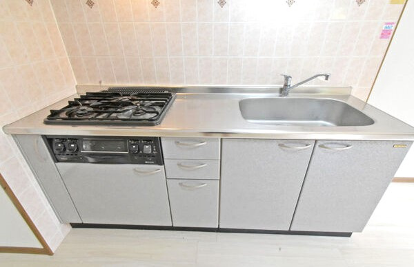 プラティークヴィラのキッチン