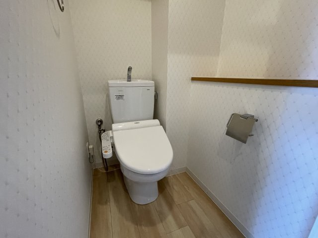 【トイレ】 | ソリューション甲子園 | 清潔感のあるトイレです