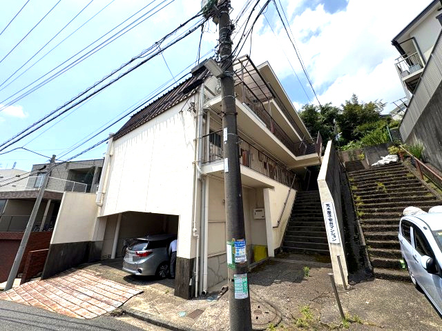 荒木屋子安台マンションの外観