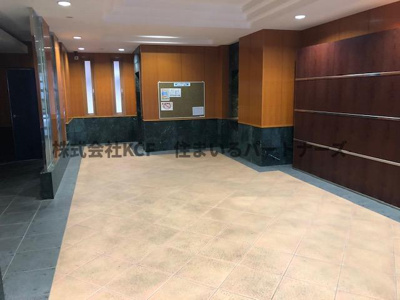 【エントランス】 | ルネッサンス21久留米六つ門 | ゆとりのあるエントランスです