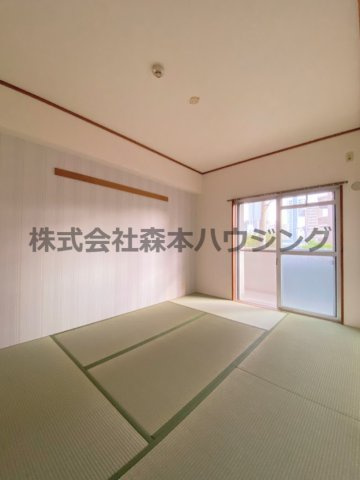 【和室】 | 　グランドヴィラ香里 | 和室がひろがる居住スペース