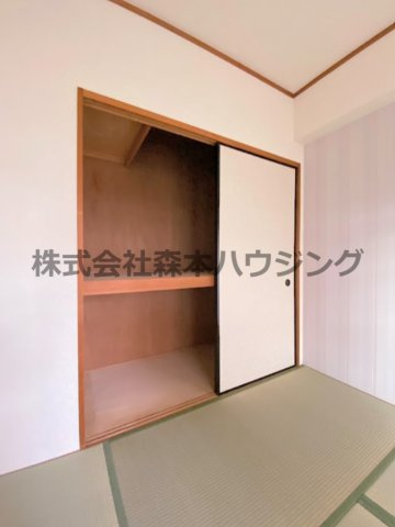 【収納】 | 　グランドヴィラ香里 | 大きなスペースがあり、収納には困りません