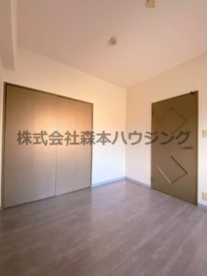 【洋室】 | 　グランドヴィラ香里 | ゆったりした洋室です