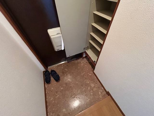【玄関】ライツェント稲川 