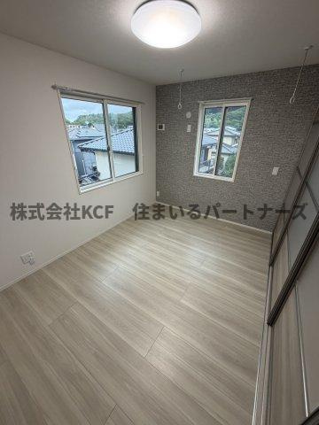 ELGRAND上津の洋室