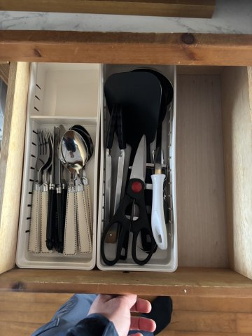 マンション喜名の玄関