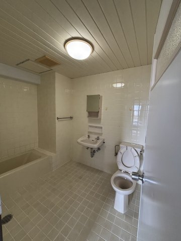 マンション喜名のロビー