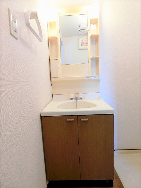 プリシアードⅡの独立洗面台
