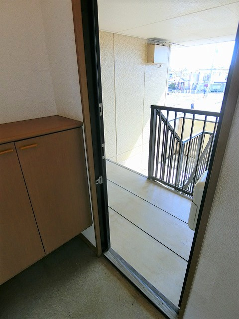 プリシアードⅡの玄関