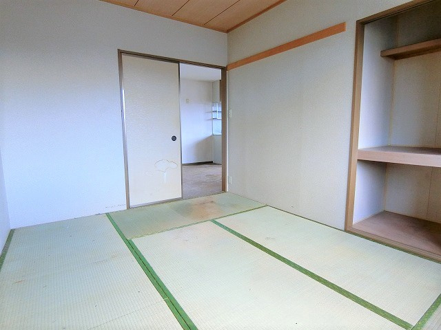 プリシアードⅡの寝室