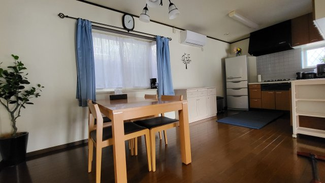 25畳の広々LDKは、レイアウトの自由度が高く、多彩なアレンジが可能です。
お住まいの頃の写真（現在空室）
