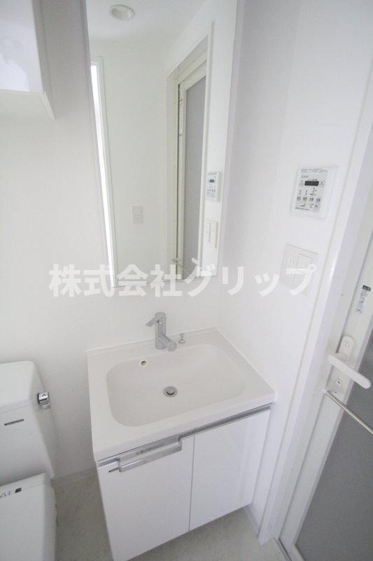 リヴシティ横濱蒔田弐番館の独立洗面台