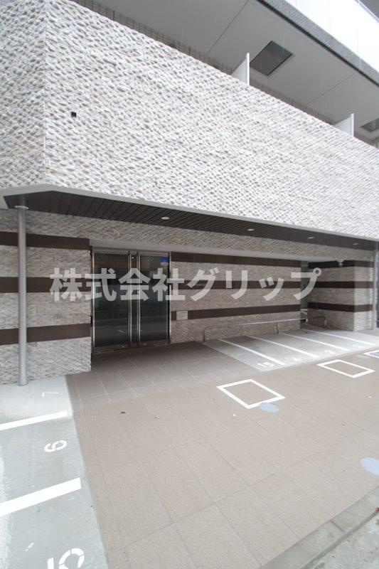 リヴシティ横濱蒔田弐番館のエントランス