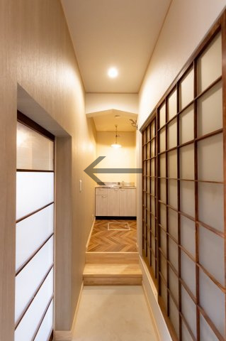 【その他】 | NOKOTANHANARE4号室 | 共用部から専有部への入口