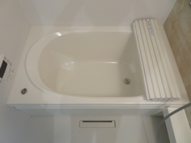 シャーメゾン　ファーイースト英賀保の浴室