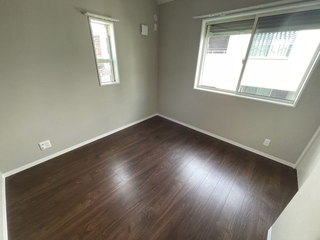 ブルーハイツ上野の居間・リビング