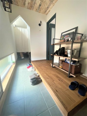 石岡市柿沼注文住宅の玄関