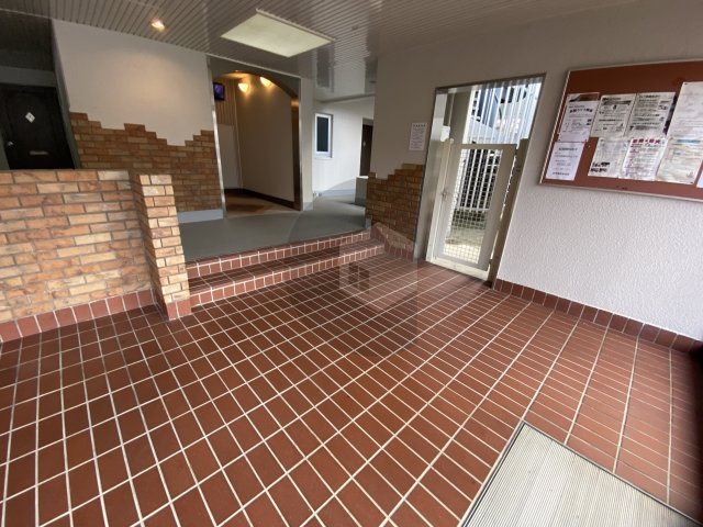 第3玉川コーポラスのロビー