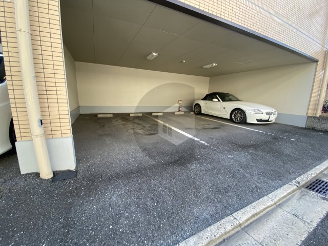 第3大原マンションの駐車場