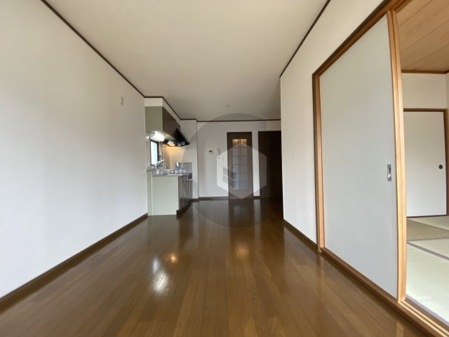 ステーブル八番の居間・リビング