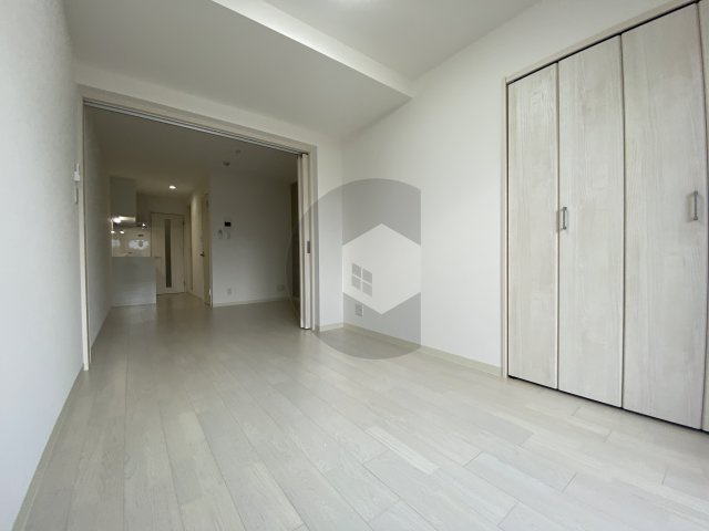 クリエオーレ菱江2の寝室