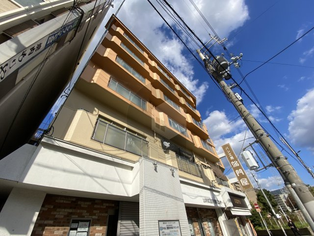 アーク八戸ノ里の外観