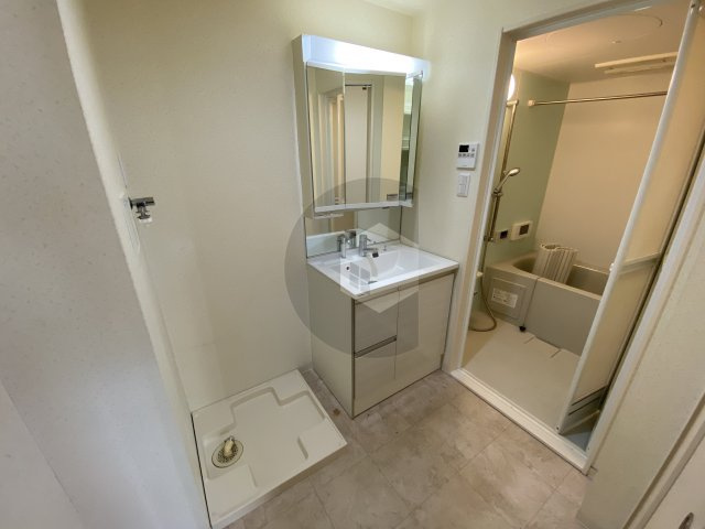 東大阪市小阪２丁目のハイツの洗面所