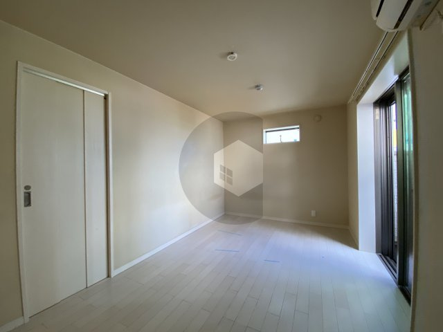 東大阪市小阪２丁目のハイツの居間・リビング