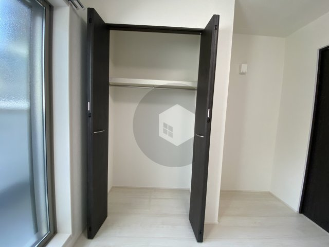 フジパレス弥刀1番館の収納