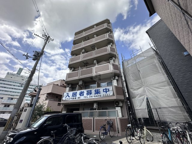 ヴェルドミール小阪の外観