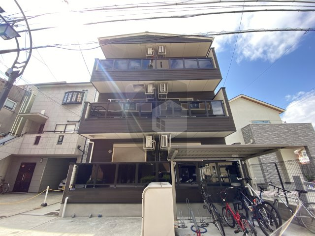 東大阪市岩田町５丁目のアパートの外観