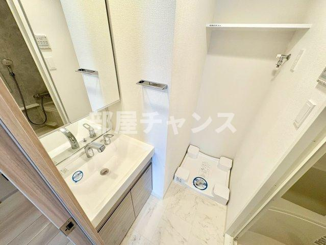 エスリードレジデンス東別院マークスの独立洗面台