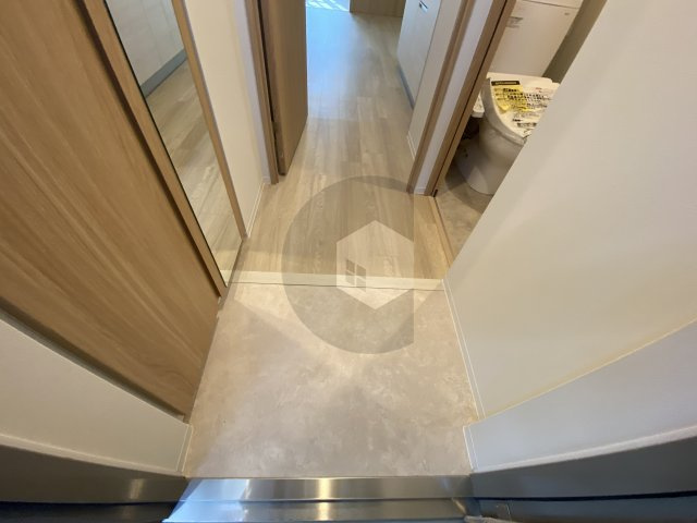 クローバー・クレストの玄関