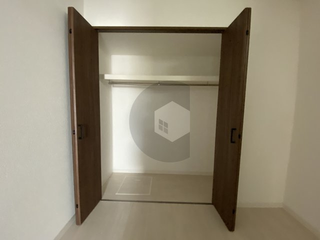 リブレメゾン俊徳道1の収納