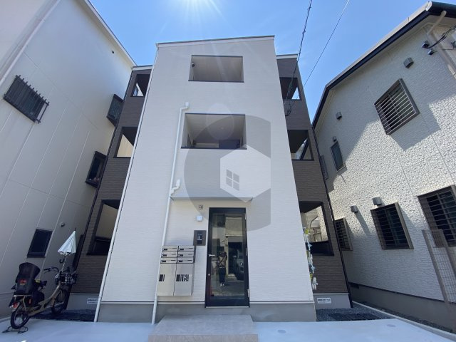 リブレメゾン俊徳道1の外観
