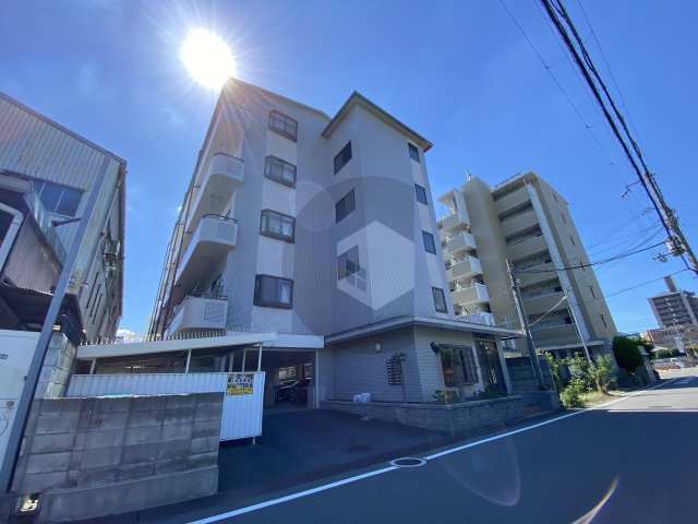 レジデンス藤戸の外観