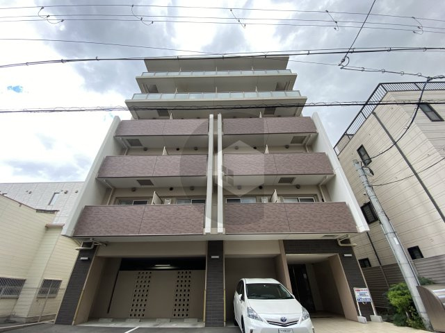 エミール布施の外観