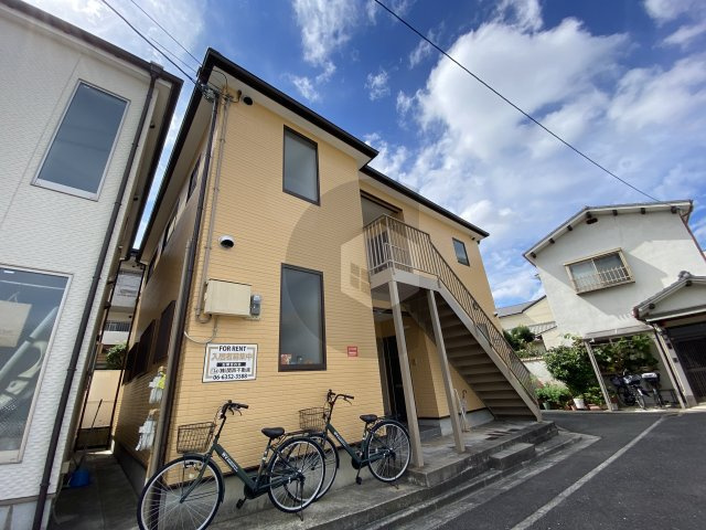 ダイサンテラダハイツの外観