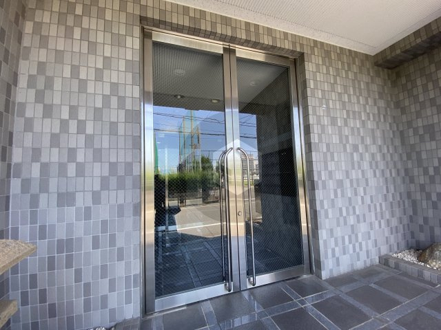 クラージュ・アイのエントランス