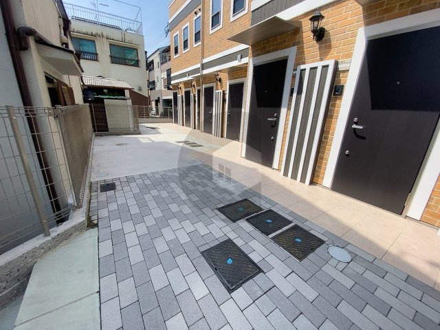 グランドソレイユ森河内のロビー