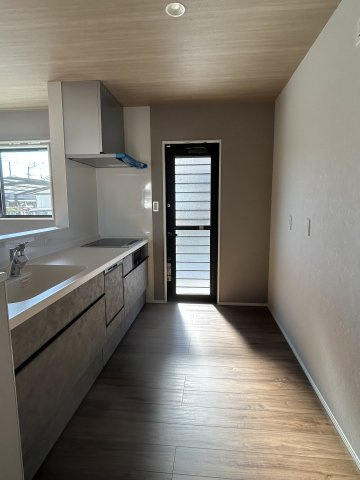 羽ノ浦町古庄大坪原建売住宅(太陽光発電6.750kW)のキッチン