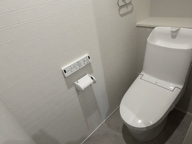 羽ノ浦町古庄大坪原建売住宅(太陽光発電6.750kW)のトイレ